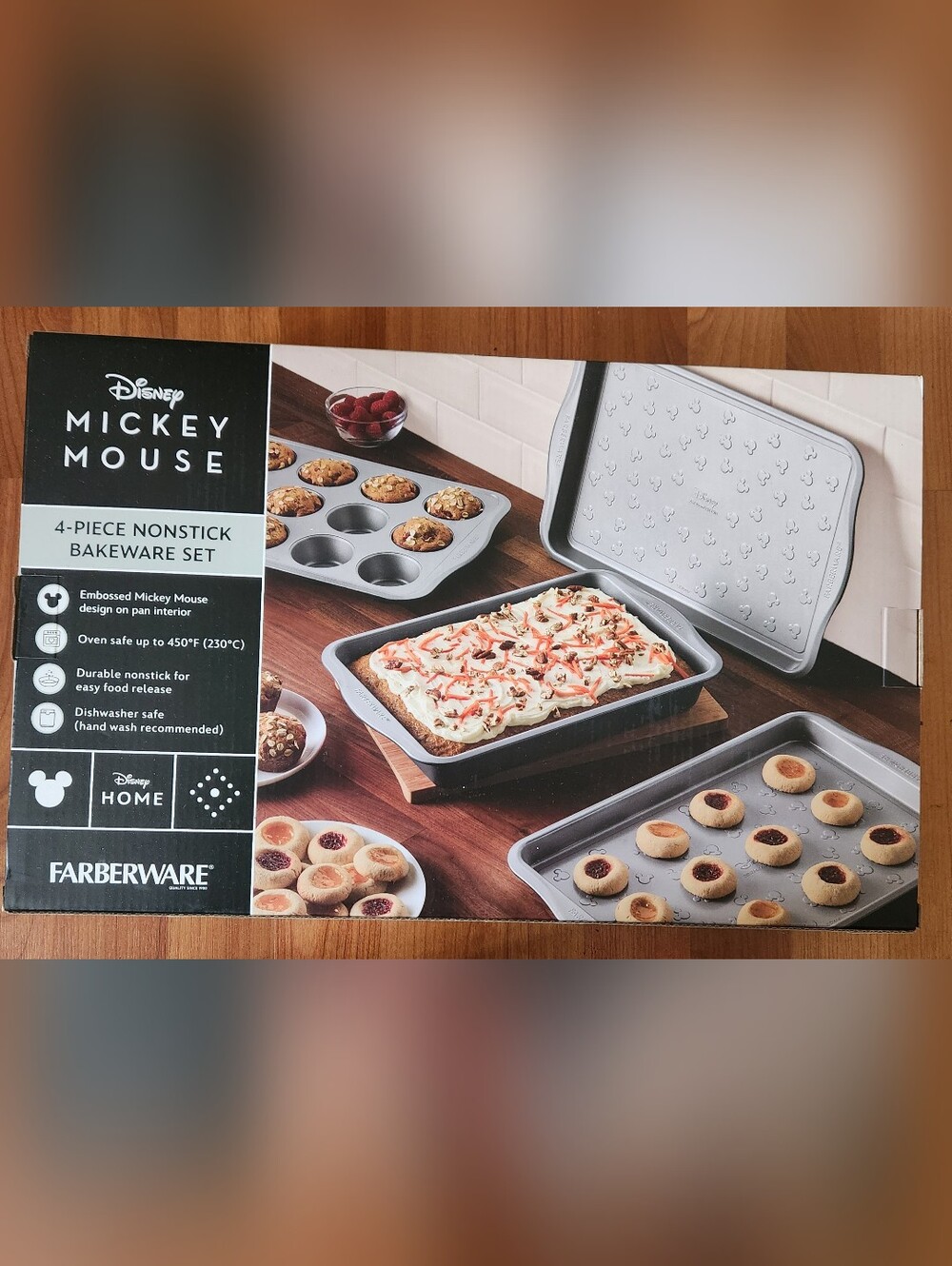 Farberware Disney Mickey Mouse 4-Piece Nonstick Bakeware Set